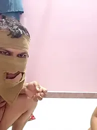 notyg240 webcam model stream image