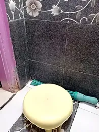 notyg240 webcam model stream image