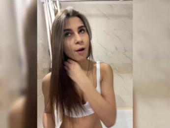 SweetSlice webcam model stream image