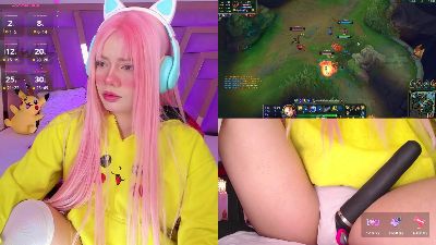 LilaPop_ webcam model stream image