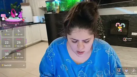 Layla- webcam stripchat model stream image