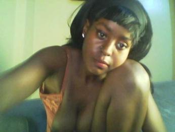 Mailena webcam model stream image
