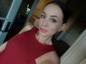 RaqueleGrace webcam model stream image