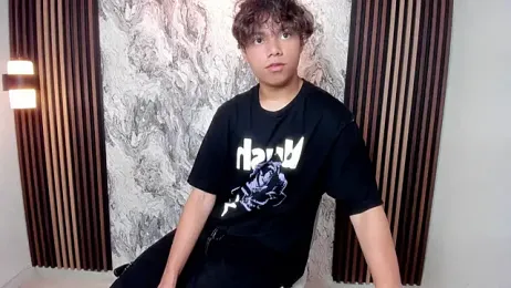 Honeymoon_sariel webcam model stream image