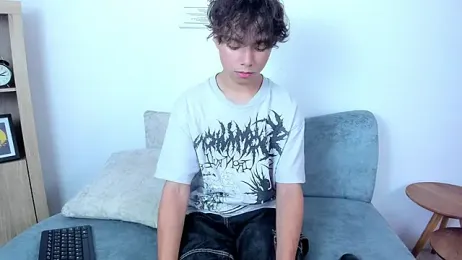 Honeymoon_sariel webcam model stream image