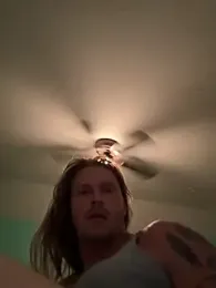 Lowerbottomboi webcam model stream image