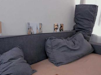 EvaBliss webcam model stream image