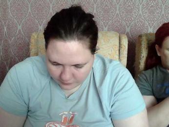 HollyXEva webcam model stream image