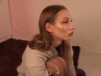 elfinvibes webcam model stream image