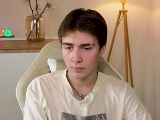 Adams Devis webcam model stream image