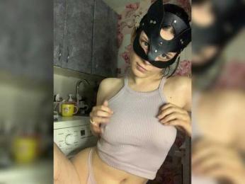 BlackRavenX webcam model stream image