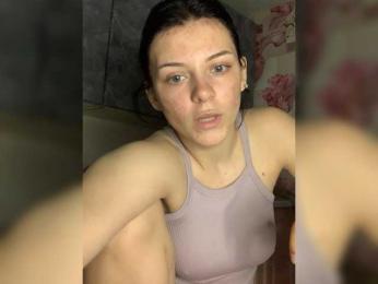 BlackRavenX webcam model stream image