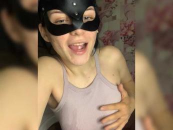 BlackRavenX webcam model stream image