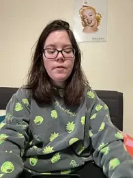 Hotmess_express420 webcam model stream image