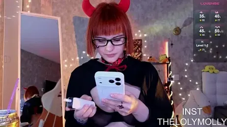 LolyMolli webcam model stream image