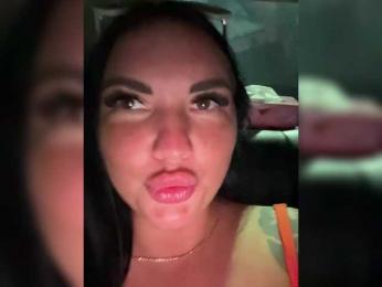 KROSHKA_N webcam model stream image