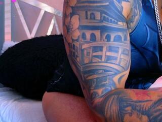 Reynel Castro webcam model stream image