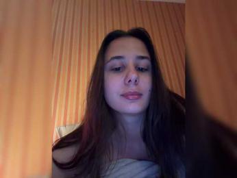 MoniClark webcam bongacams model stream image