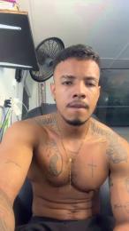 Chris_fendi webcam model stream image