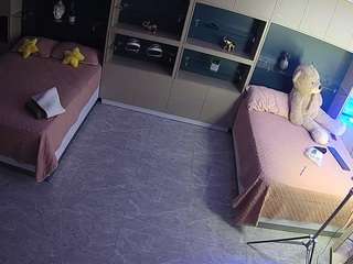 voyeurcam-casa-salsa-versus-room webcam camsoda model stream image