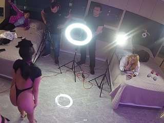 voyeurcam-casa-salsa-versus-room webcam model stream image