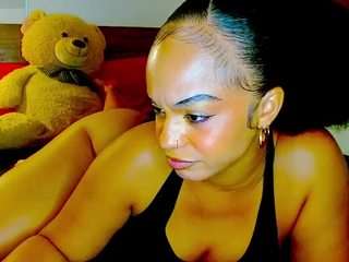 giatailor webcam model stream image