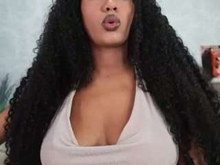 naomixjones webcam camsoda model stream image