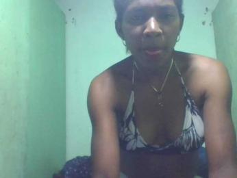 Raissa-Suan webcam model stream image