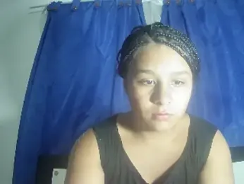 Charis_21 webcam model stream image