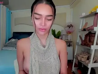 _agatha143_ webcam model stream image