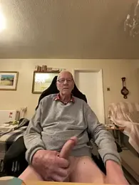 cutaboverest webcam model stream image