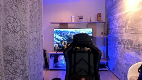 saracaball_ webcam model stream image