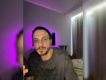 Pirmir3737 webcam model stream image