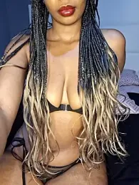 ELAINE_xXxX webcam model stream image