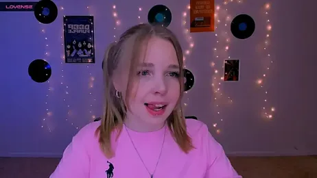 teya_starling webcam model stream image