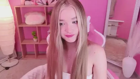 milaa_sun webcam stripchat model stream image