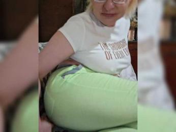 Vika211 webcam bongacams model stream image