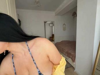 Happy_Doll webcam bongacams model stream image