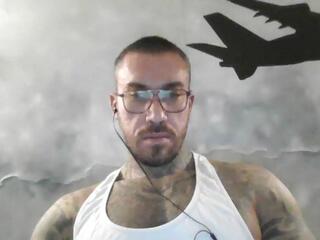 Lucias Crawford webcam model stream image