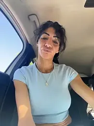 AssiaB webcam model stream image