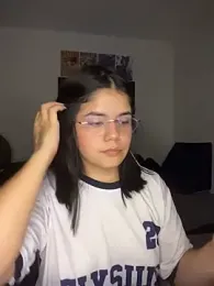 2Angela_ webcam model stream image