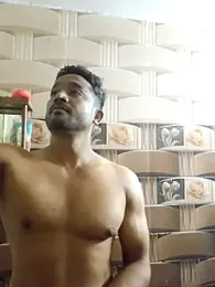 RabitheRambo30 webcam model stream image