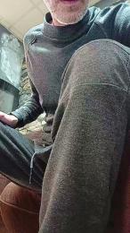 Vijunior webcam model stream image