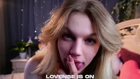 EdlinAlliston webcam model stream image