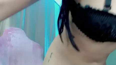 Mishell_hot_ webcam model stream image