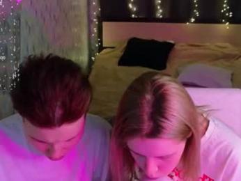 babees_eva webcam model stream image