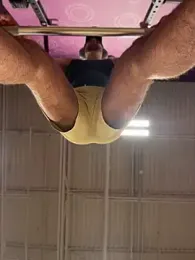 BottomFeederElite webcam model stream image