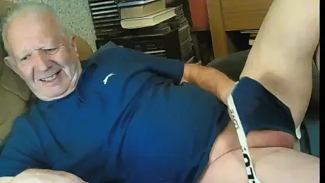 Will_bzzz webcam stripchat model stream image