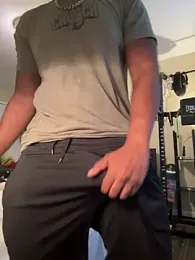 KeYBuMp323 webcam model stream image