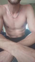 Moorenitoo32 webcam cam4 model stream image